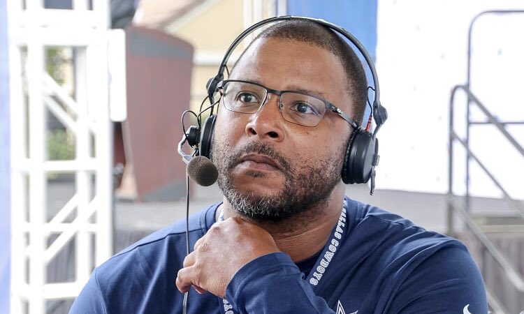 fishsports's tweet photo. ‘He’s the MVP. He never blinked. He was ready to roll just like we have been these past eight, nine, 10 years.’ - Stephen Jones on the man who ran #Cowboys Draft, Will McClay. #TheDecider https://t.co/TgPpuhxov8