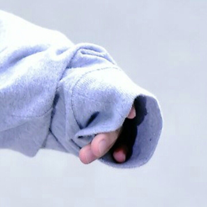 😭