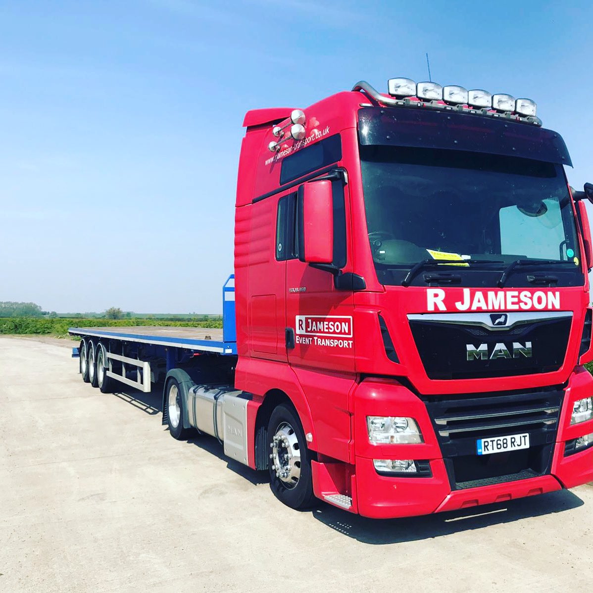 To add extra capabilities to items we can transport we have added 3 flatbed trailers, with container locks to the fleet. 
Should you need either, box trucks + trailers, curtain side trailers or flat bed trailers please contact us on 01628483357 - open 24 hours a day 7 days a week