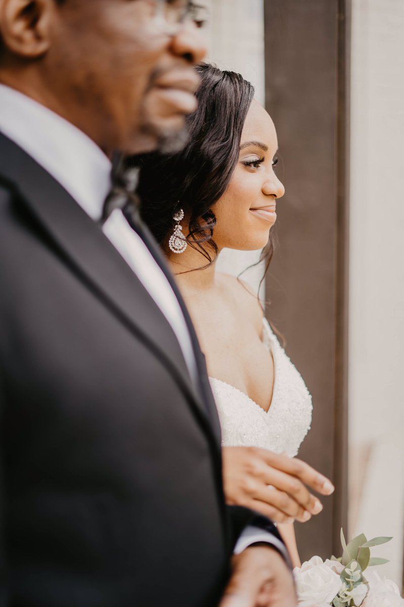 katrinabazzoli's tweet photo. I can’t stop posting pictures.... MY HUSBAND YA’LL 🤩😍 https://t.co/xZ0m7NTWUd