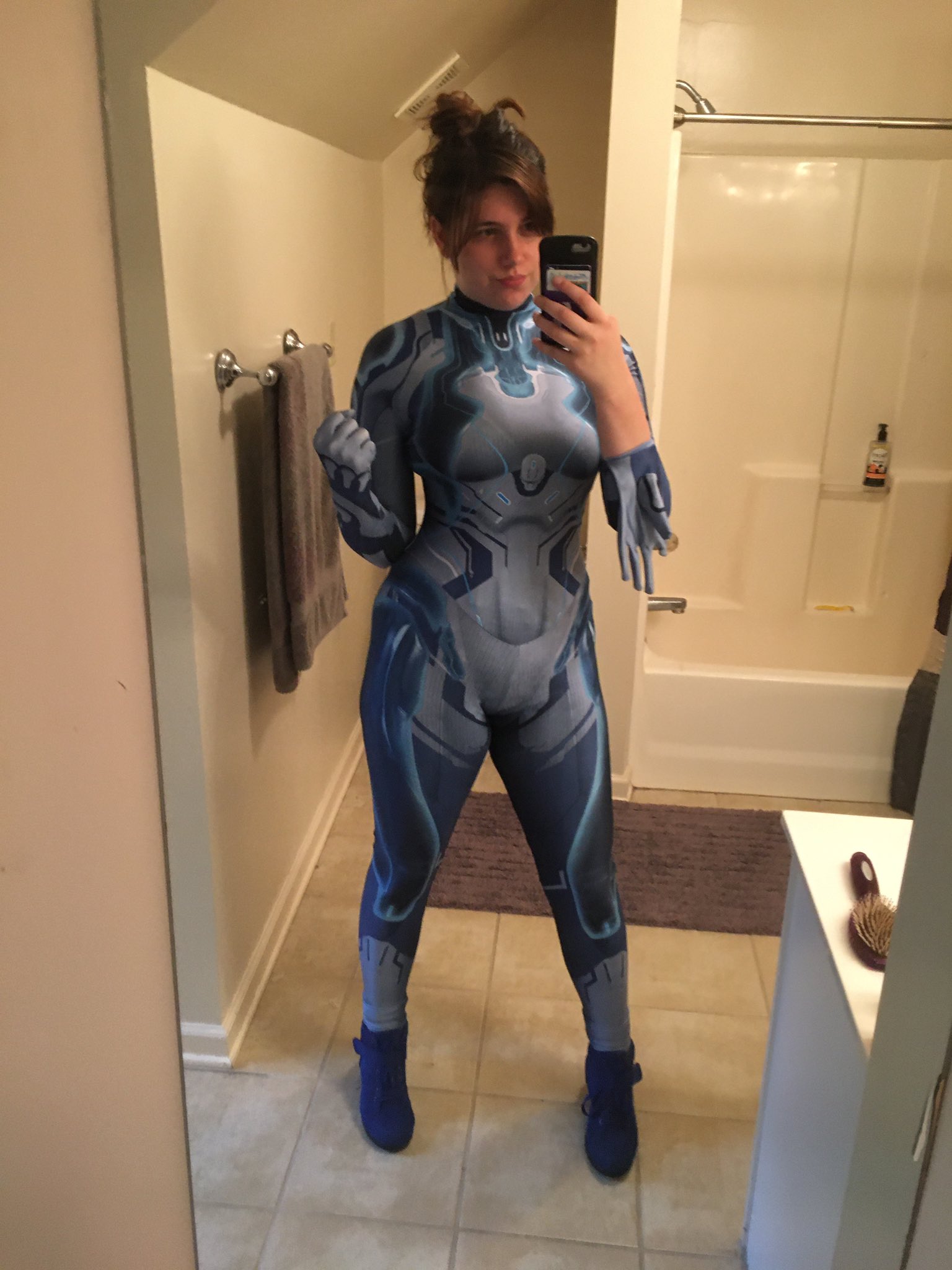 cortana halo 4 cosplay