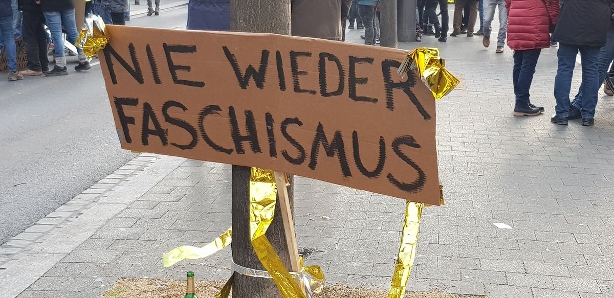 AJSalzgitter's tweet image. #SystemExit #ExitRacism
#NazisRaus