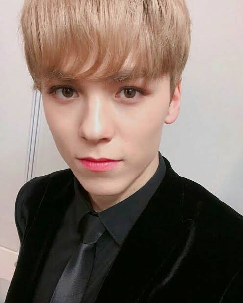 — vernon selcas; a thread ♡