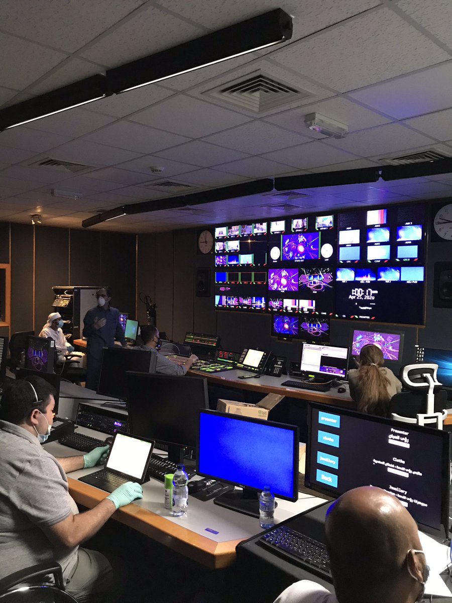 creativecodingu's tweet image. Ramadan 2020 - Akher Kalam - new season : behance.net/gallery/960019…