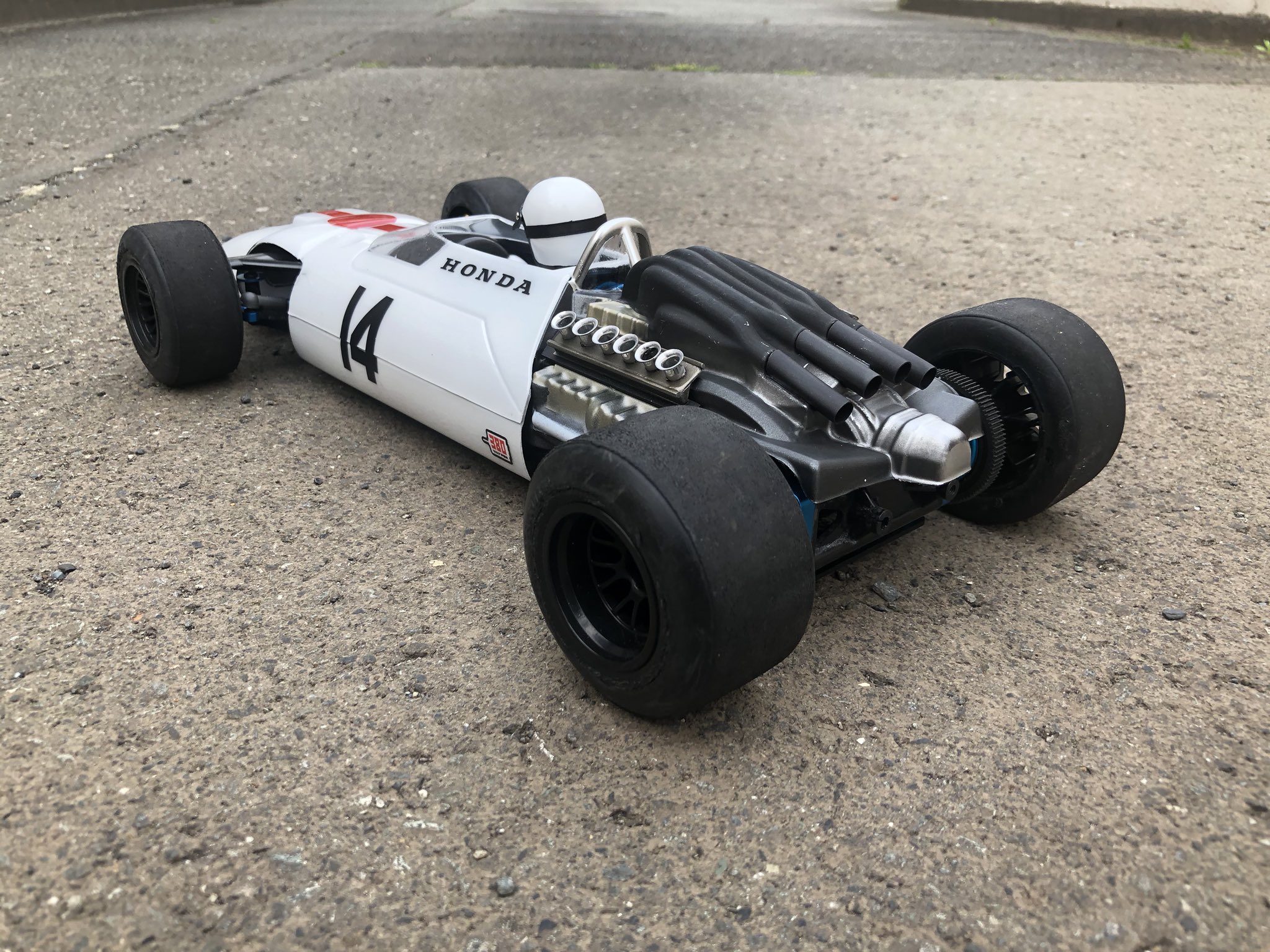 スロットカーREPROTEC葉巻型F1 リカラー・リペイント