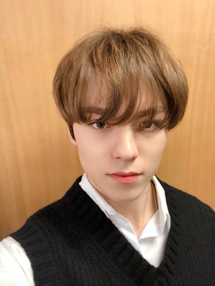 — vernon selcas; a thread ♡