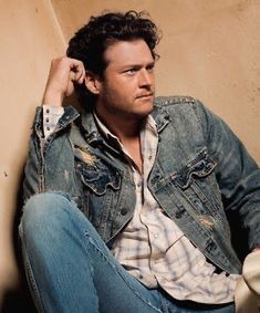 Blake Shelton Buying Pads: a thread