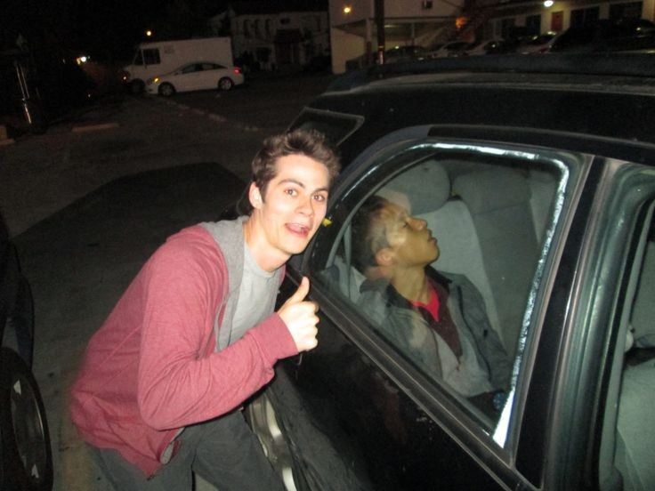 Rare photos of Dylan O& #39;Brien a thread;