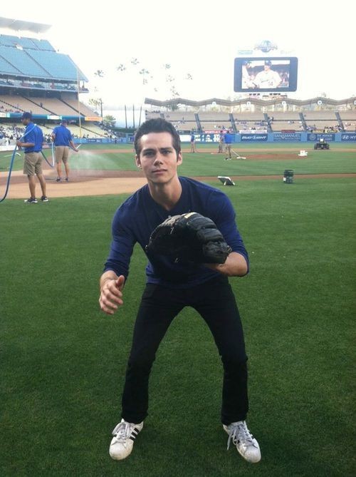 Rare photos of Dylan O& #39;Brien a thread;