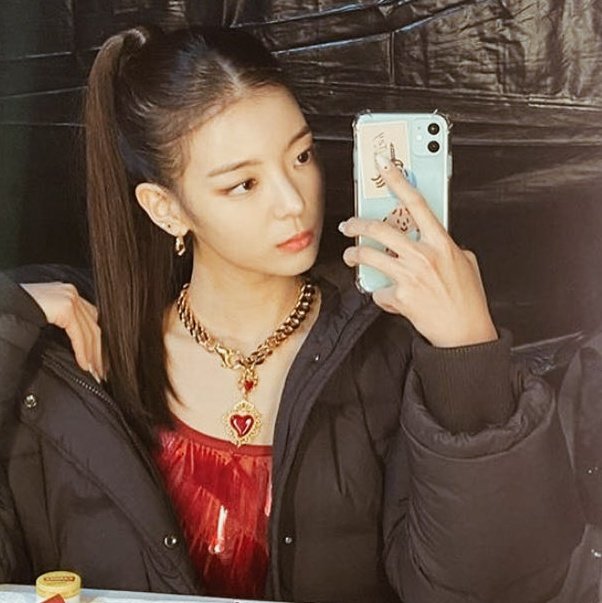 lia as jennie& #39;s daughter: a thread