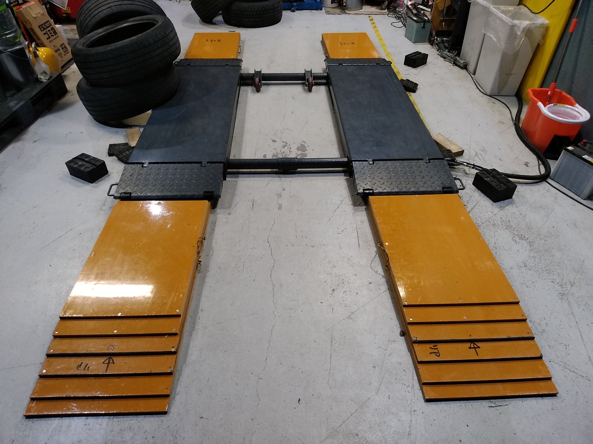 Auto Creation Twitterissa Sktoki シザーリフト車高短対策しました 写真だと低く見えますが7cmかさ上げになります 12mmコンパネを7cmずらして重ねるだけのお手軽スロープです T Co W39ugw2ihn Twitter Auto Creation Twitterissa Sktoki シザーリフト車高短対策しました 写真だと低く見えますが7cmかさ上げになります 12mmコンパネを7cmずらして重ねるだけのお手軽スロープです T Co W39ugw2ihn Twitter