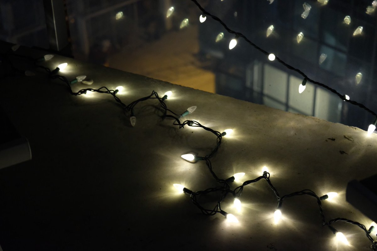 NikiKottaras's tweet photo. #goodnight #toronto #balconywithaview https://t.co/1zWgtFJz1V