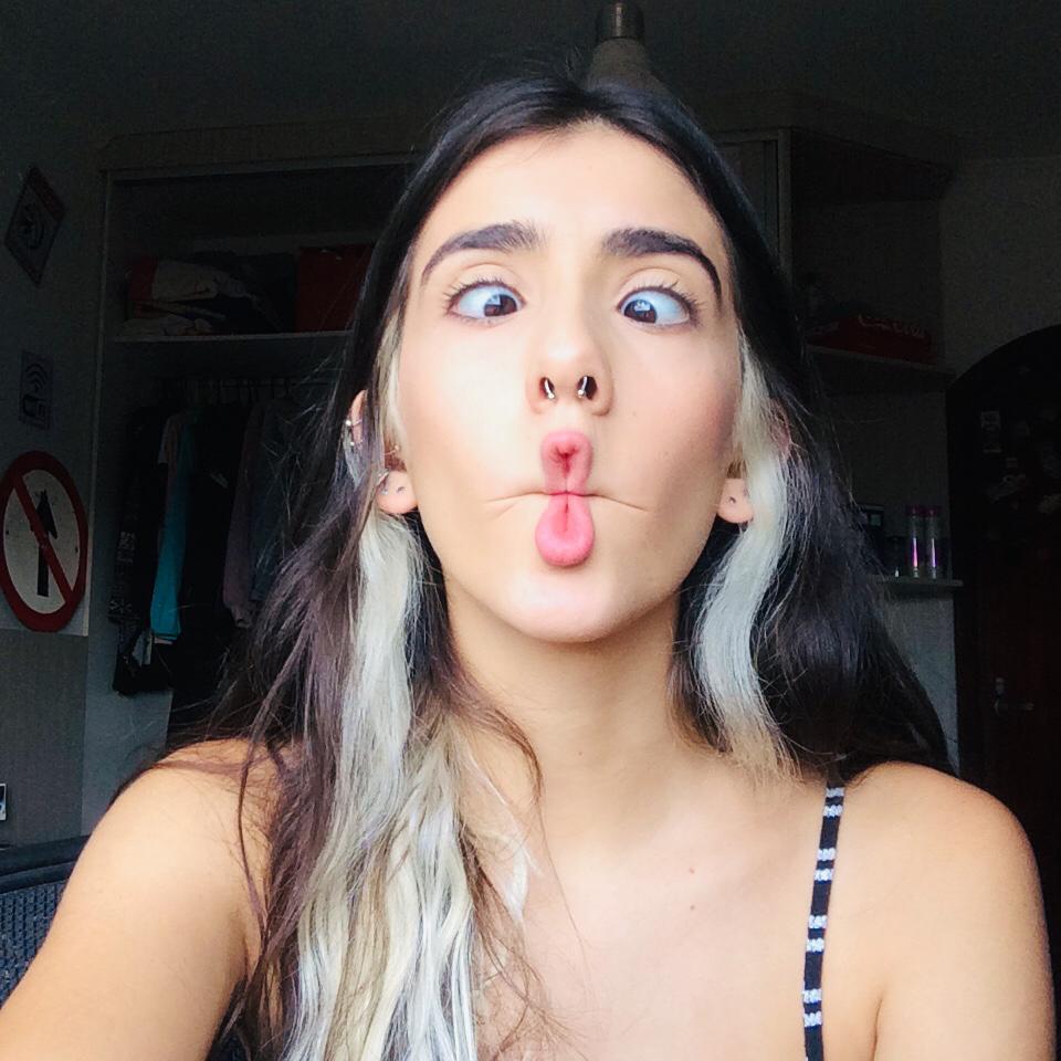 2020BABCPV's tweet photo. - IMUNE PELO ANJO -
Damas ganhou a imunidade e está livre do paredão dessa semana. https://t.co/2jPgToTifV