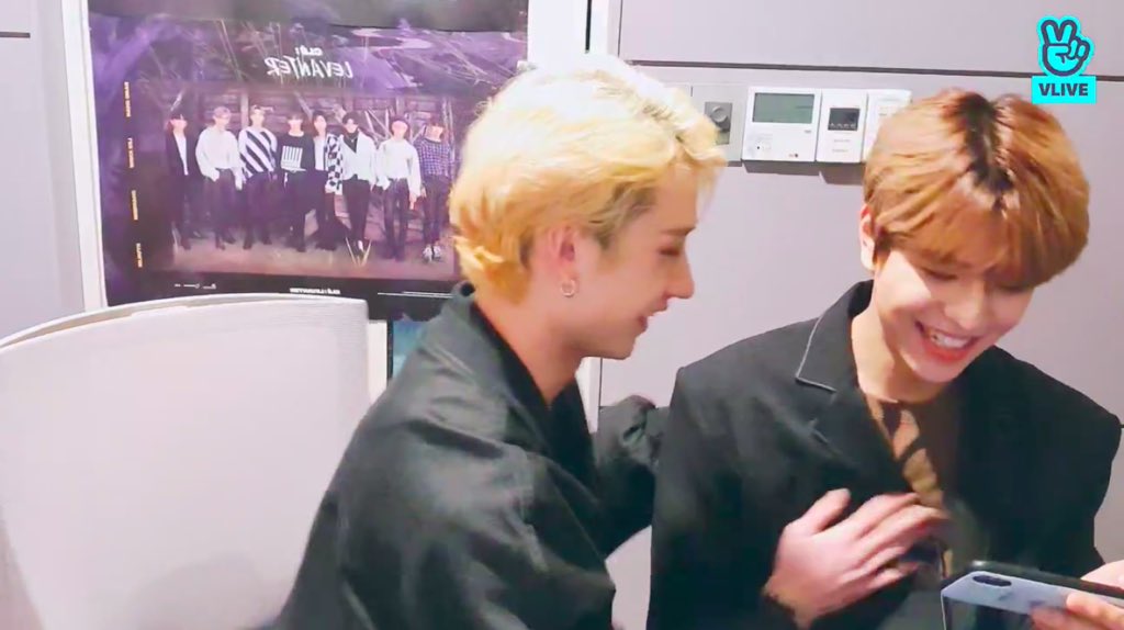 And when he is nervous, he rubs his chest, he SQUEEZES and showers him with love. He looks and sounds so proud of Seungmin