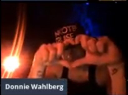 amnef2006's tweet photo. The tears are flowing but the heart is So Very Full! Thank you @DonnieWahlberg for your Love 💗  #ThisLoveWillLastForever #BHLove #WeAreFamily #NeverLetYouGo #NKOTBVirtualCruise https://t.co/YrbiCRnece