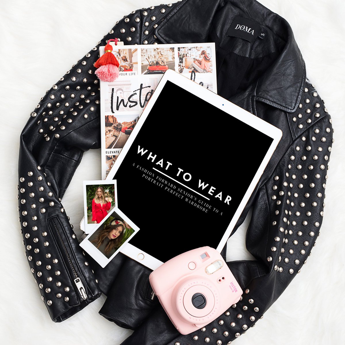 Worried about what you should even wear for your senior portraits? Well don’t- let me send you my What To Wear Guide- pages and pages of valuable info like how to dress for your shape, how to choose colors and how to accessorize. I got you covered!