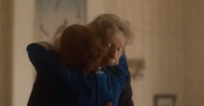 alloutfandom's tweet photo. Matthew and anne hug appreciation post #AnneWithAnE #renewannewithane https://t.co/3RDPMeXt0v