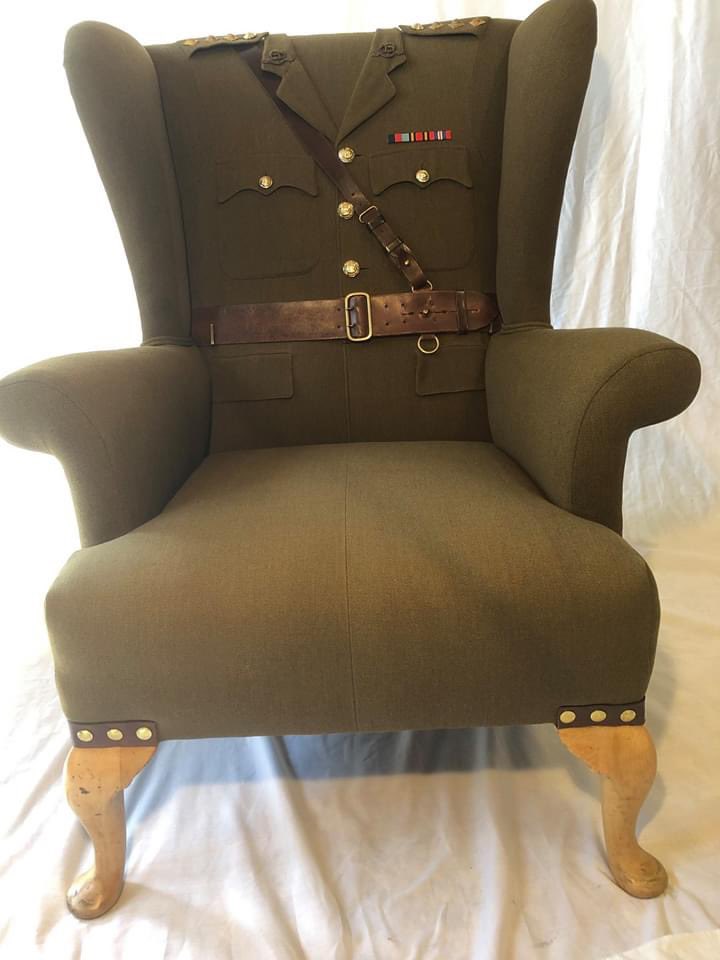 lizziedunn28's tweet photo. @piersmorgan Urgent- my friend has a company Bradgates upholstery service ( look on fb) and he is trying to get this birthday  present to Captain Tom. They have used a uniform that his regiment would have worn. Please can you help get it to him. Lizzy https://t.co/tQA212eozJ