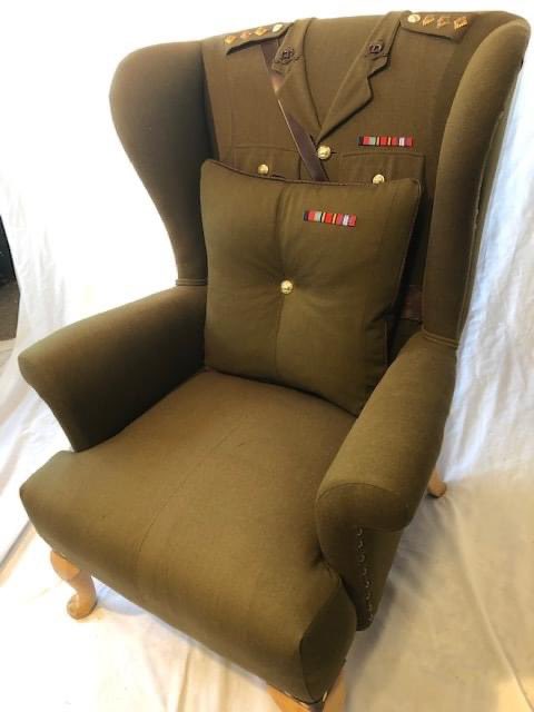 lizziedunn28's tweet photo. @piersmorgan Urgent- my friend has a company Bradgates upholstery service ( look on fb) and he is trying to get this birthday  present to Captain Tom. They have used a uniform that his regiment would have worn. Please can you help get it to him. Lizzy https://t.co/tQA212eozJ