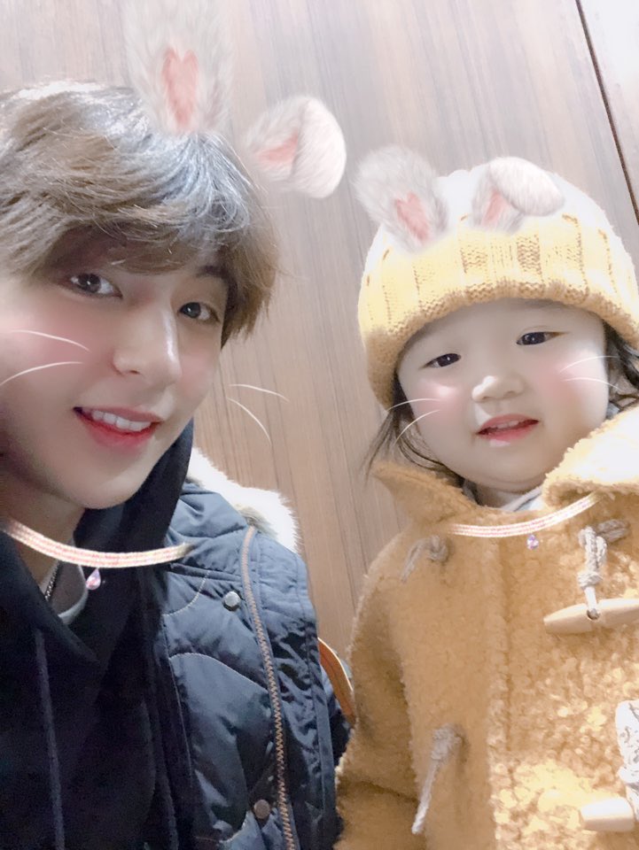 Sungyoon and kids is so ;-