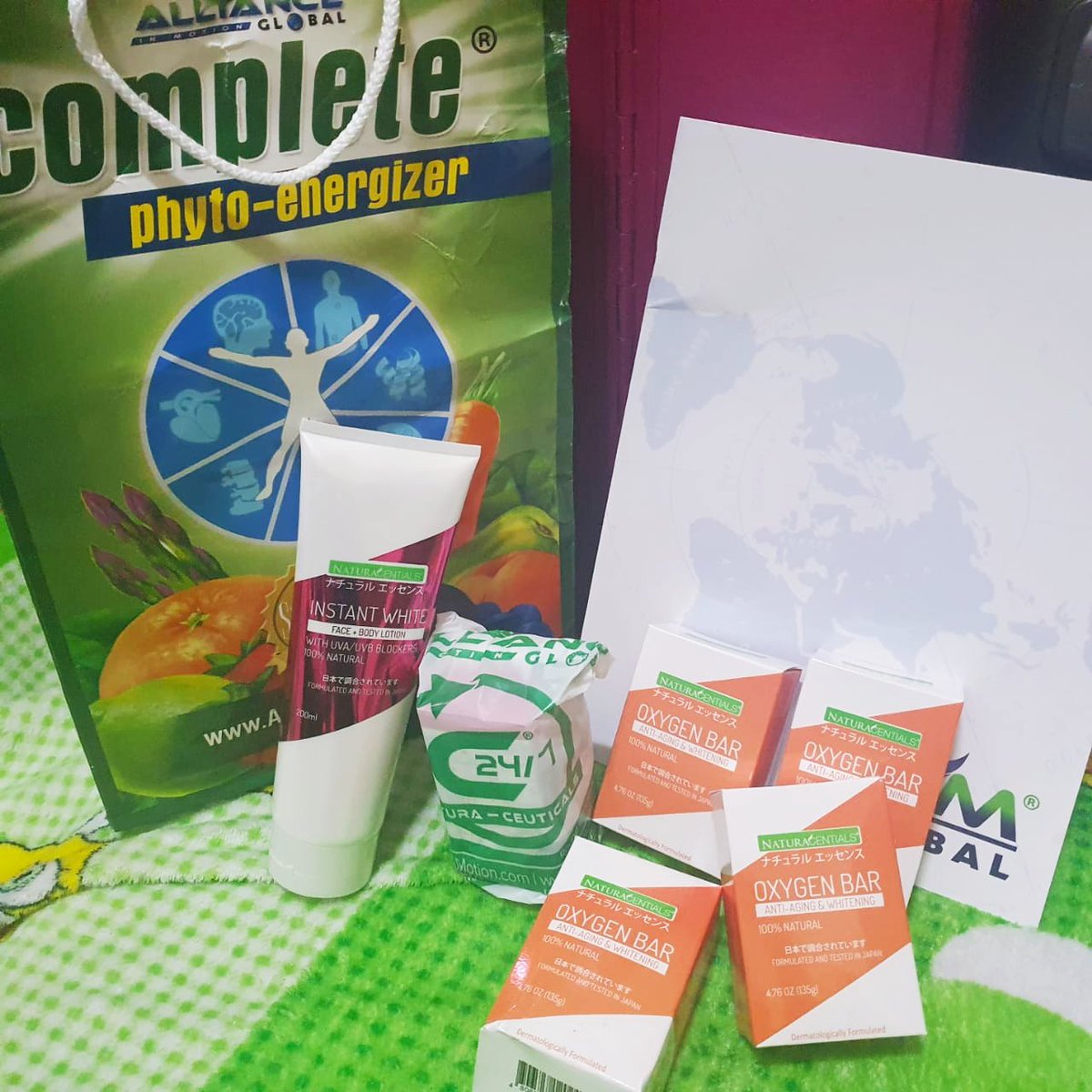 n_ck14's tweet photo. Product delivered 04.24.2020

Thank you to our valued costumer trusting our products and to serve you even this time of pandemic.

#InstantWhiteLotion #OxygenSoap #PerfectWhite #AIMGlobal #AiMGlobalUAE #AiMGlobalOnlineMarket #ECProducts #EmpoweredConsumerism #Aimglobaldubai https://t.co/WFx0UO0ncd