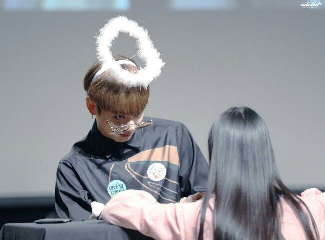 BTSTMI130613's tweet photo. 416. 정국은 누나 감별사이다. https://t.co/ntLdBUDjb0