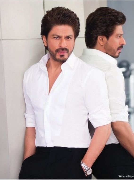 Shah Rukh Khan wearing white, a superior thread;