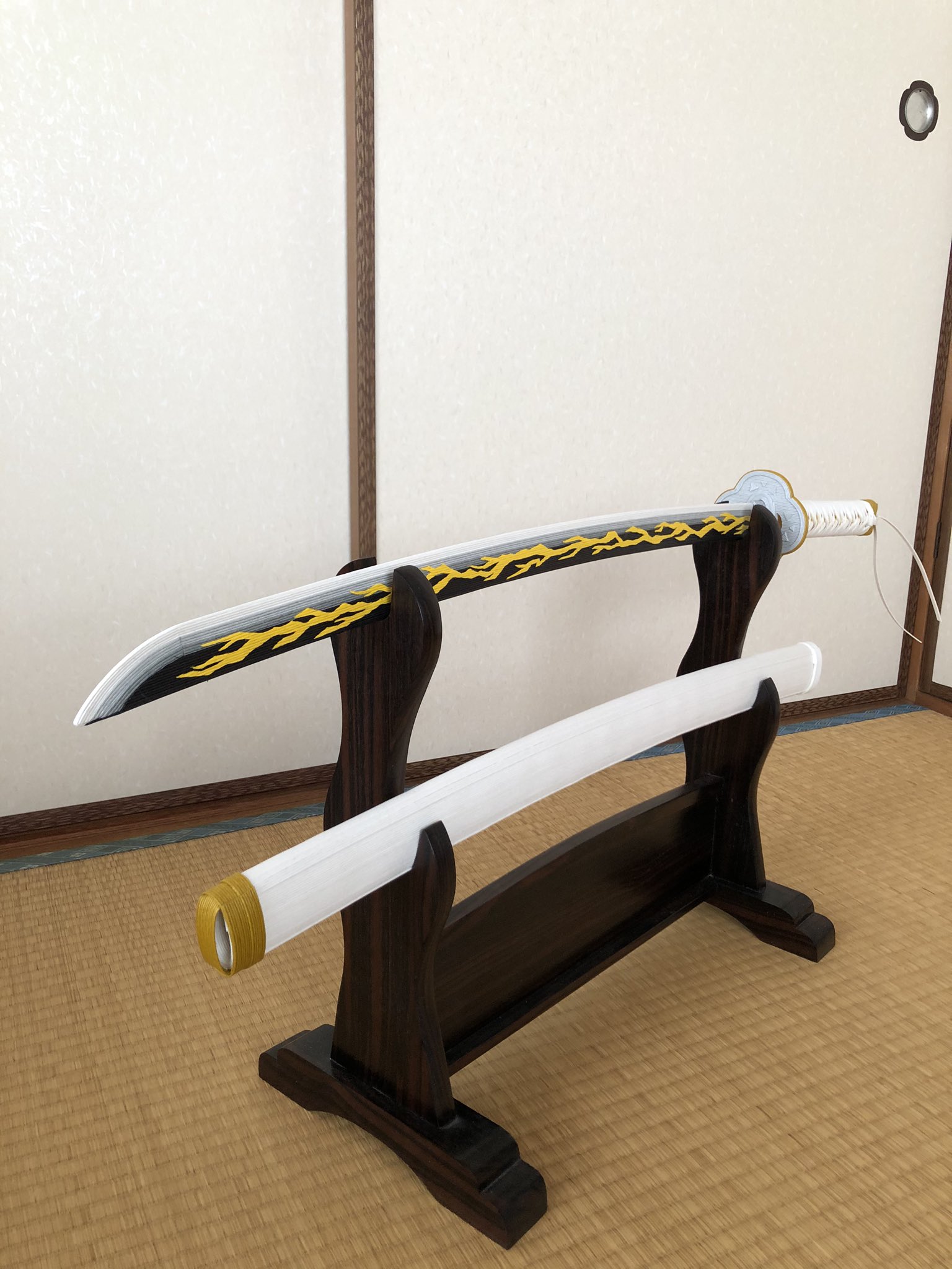 【エラー品:未開封】鬼滅の刃　我妻善逸　100%精工　日輪刀 エラー品:未開封】鬼滅の刃 我妻善逸 100%精工 日輪刀 （鬼滅の