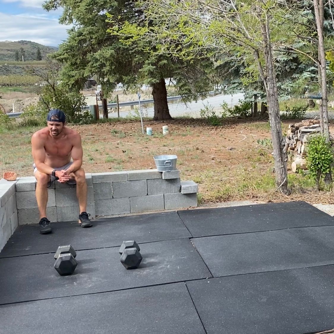 Joe_Bauer's tweet image. Contemplating life after a hard workout. #getbetterproject @GetBettrProject