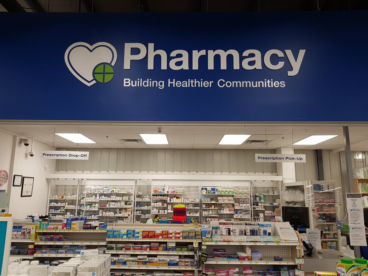 For the past 2 weeks I've been working as a  #pharmacist in Cross Lake (Pimicikimak) First Nation in northern MB. Leadership took early action to restrict all non-essential travel and there have therefore been no cases of  #COVID19 here. 1/x