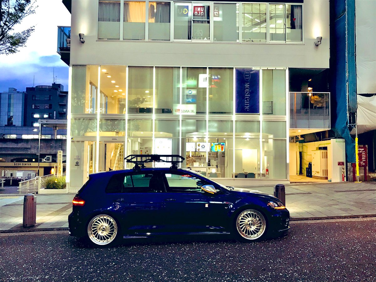 tim_tim_69's tweet image. 車検が終わって返ってきたそうです🙆‍♀️

#車好きな人と繋がりたい 
#STOPTECH #skolwheel #Volkswagen #GOLF7 #GOLFR #RhinoRack