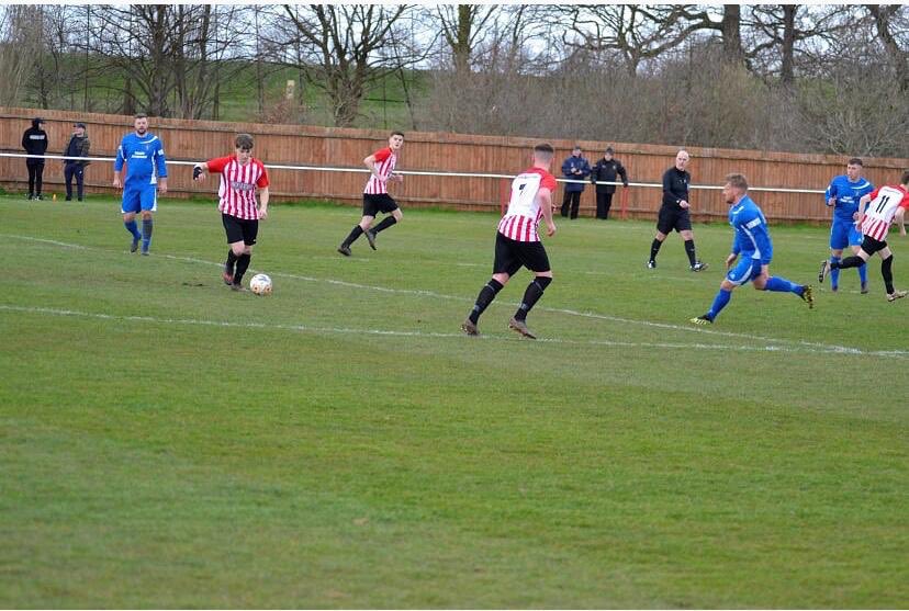 Day 31 - its the turn of <a href="/JakeDicko10/">Jake Dickinson</a> a lad with a lovely left foot amongst other great attributes. Has a very bright future if he keeps showing the promise he did in the last few games before lockdown. Will really benefit from a full preseason with the squad.

🔴⚪️🔴⚪️🔴