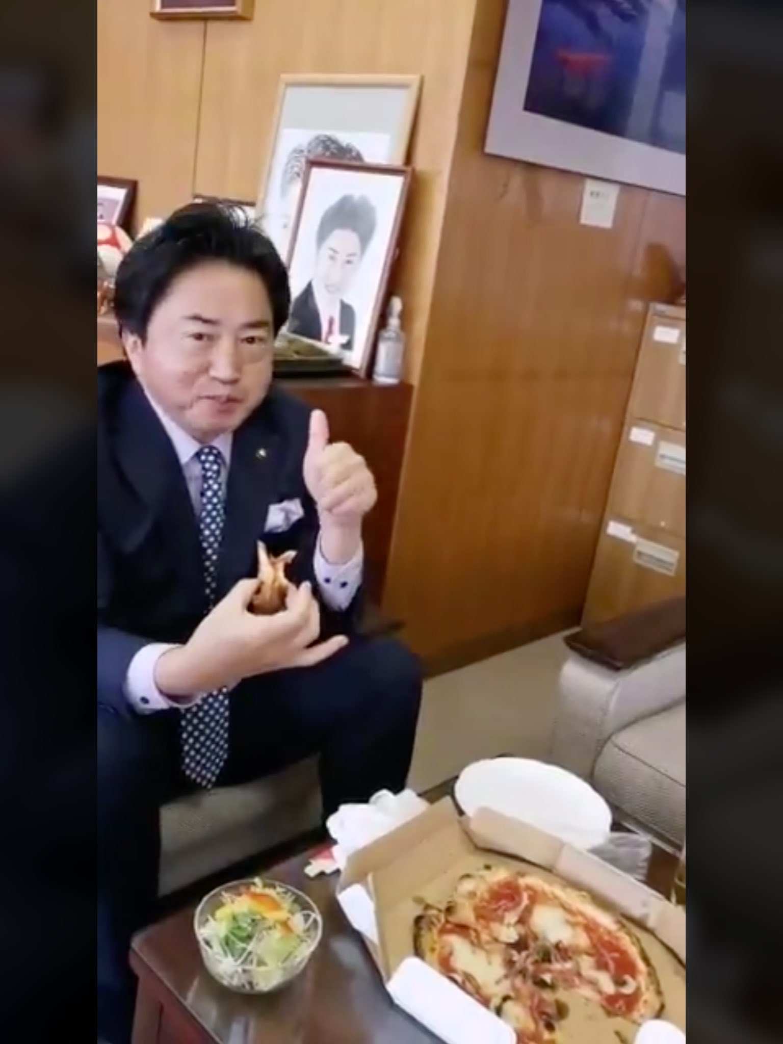 なつ 総社市は市長がテイクアウトの宣伝隊長 チェルキオ 前田 川島ジャンボ はらいそ T Co Jkep3idfvl Twitter