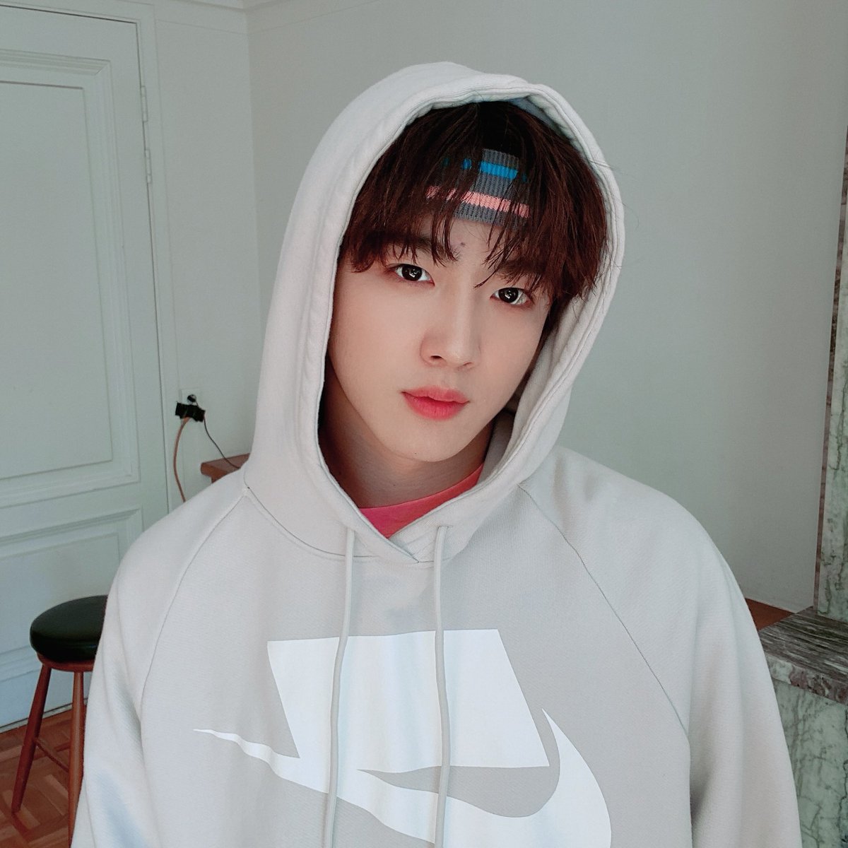 위엔터테인먼트 tweet media