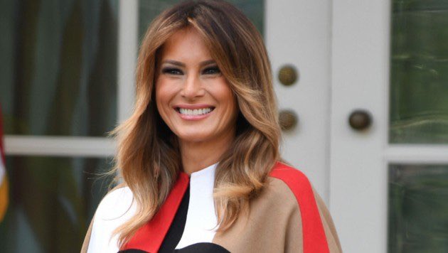 3 pic. Happy 50th Birthday to the most graceful, classy and beautiful @FLOTUS America has ever known