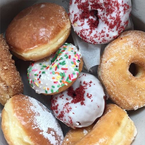 carolcoppie's tweet photo. Good Sunday Morning! It’s time to make the Donuts! ☕️🍩🙏🏻 https://t.co/RZBd6TXptc