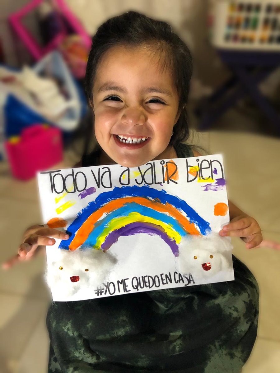 chikito2010's tweet photo. @alferdez este es su dibujo Emma Farias 3 años cumplió el domingo pasado. Dios lo bendiga señor presidente https://t.co/Ej04CZI35j