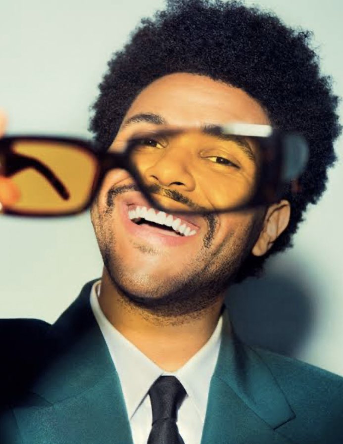 the weeknd smiling, a thread.