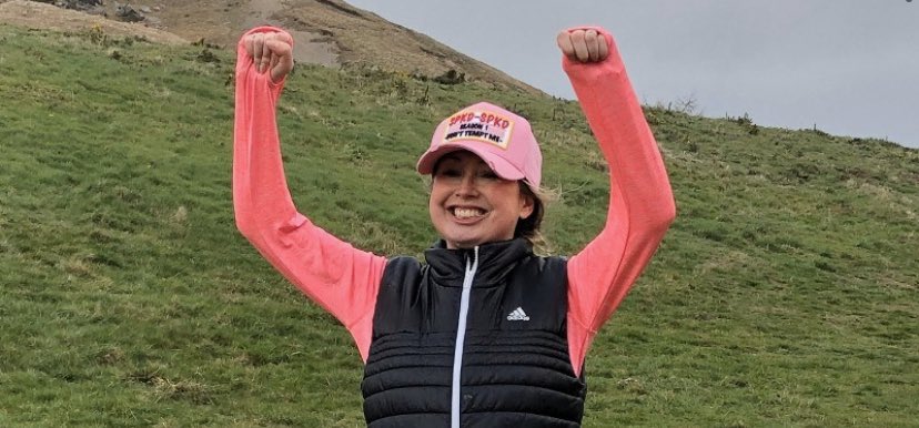 Megan81Clark's tweet photo. PLEASE RETWEET 
My godmother needs to raise money for life saving brain tumour treatment, and today we’re asking people to join in with a small #twopointsixchallenge and donate just £2.60! https://t.co/nRiiJy0MgZ https://t.co/5h6PJ3ETZO
