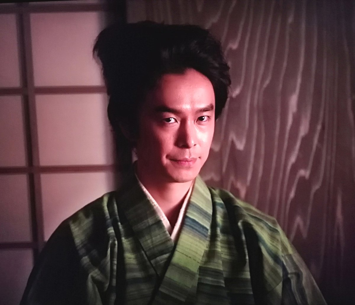 るるも 麒麟がくる 十兵衛 光安に 孫四郎さまじゃ と言われ あ はっ その後 孫四郎から無理難題言われるまで台詞なし 伝言役の光安がおもろい 十兵衛 驚く顔が姫