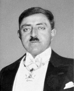 Lesser known fact about Amanullah Khan!He went to perform Hajj two times in his lifetime. None of this was during his rule or before but after he was in exile in Europe - once in March 1931, and then in April, 1935.He was seen crying uncontrollably on both of these occasions!
