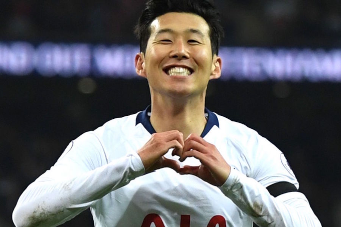Moving on to sports, football, premier league, undoubtedly one of the biggest platforms in sports history.A single player has won the hearts of almost all neutral viewers, Heung Min-Son, also a South Korean but is he as genuine as he seems to be?
