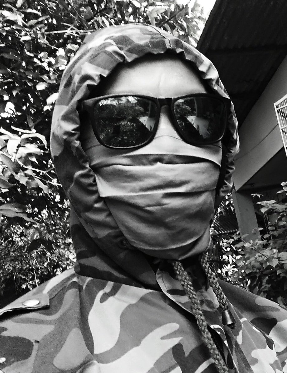 Assalamu'alaikum,
selamat sore sobat

KECIL

jgn pernah remehkan hal yg kecil, karena sesuatu yg besar dapat terjadi karena hal yg kecil

#TundaMudik menyelamatkan kampungmu dari wabah corona,
tetap #dirumahaja demi memutus rantai penyebaran wabah corona

jgn lupa #pakaimasker !