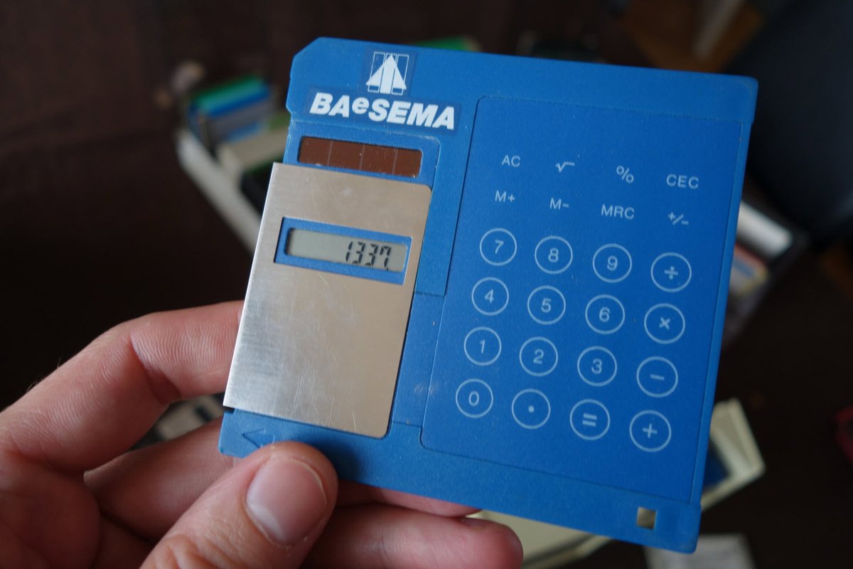 To finish, here is a old floppy from  @PCMag, virus free of course.And a BAeSEMA 3.5" floppy calculator.