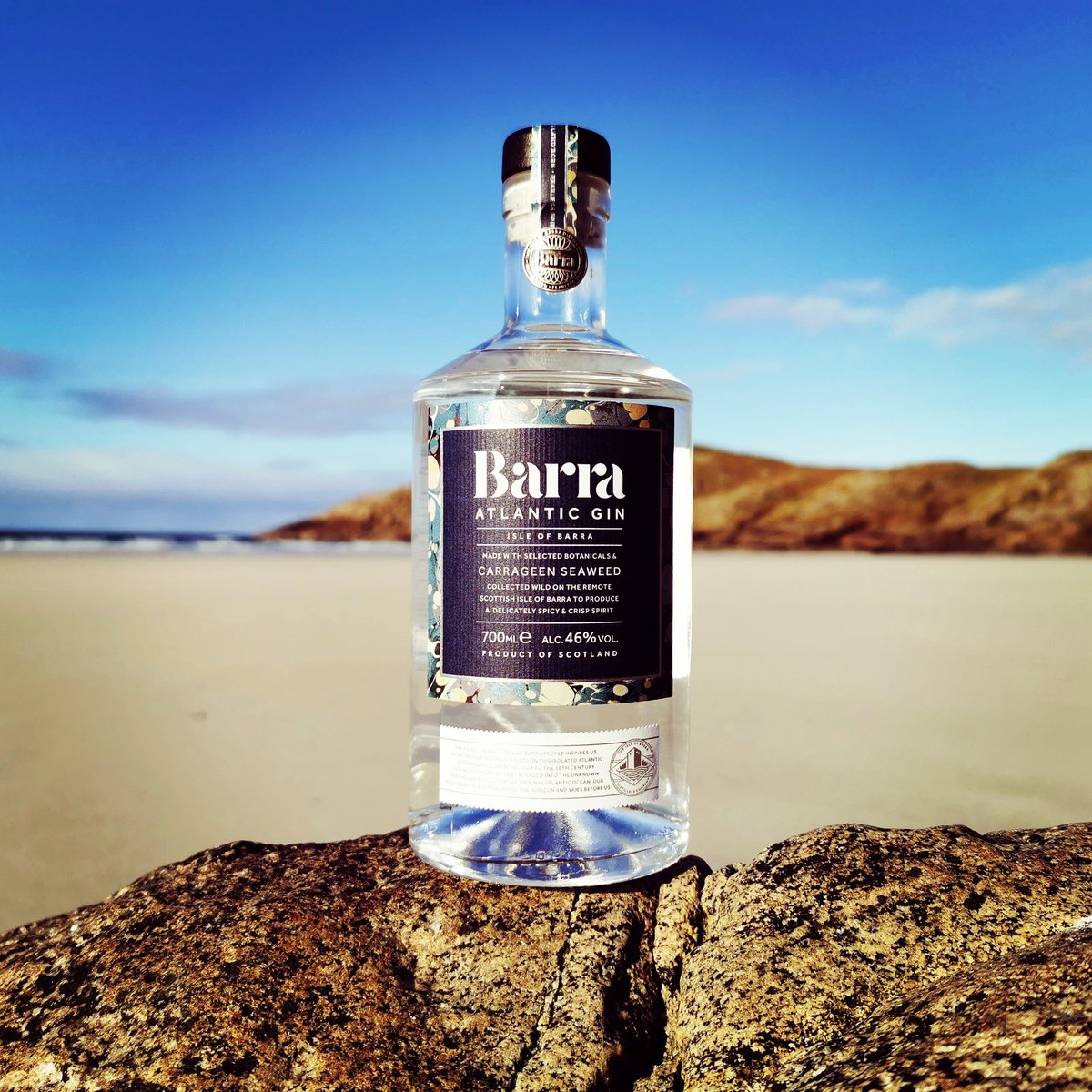 BarraDistillers's tweet photo. ✨ COMPETITION TIME ✨
https://t.co/0aNBeq70y3

▪️FOLLOW OUR PAGE- ISLE OF BARRA DISTILLERS 

▪️RETWEET THIS POST 

▪️TAG THE PERSON YOU WOULD SHARE YOUR BOTTLE WITH

We're giving away 5 bottles of our award winning Barra Atlantic Gin. See photos for more details.

Good luck 🤞 https://t.co/yGWljvwlxm