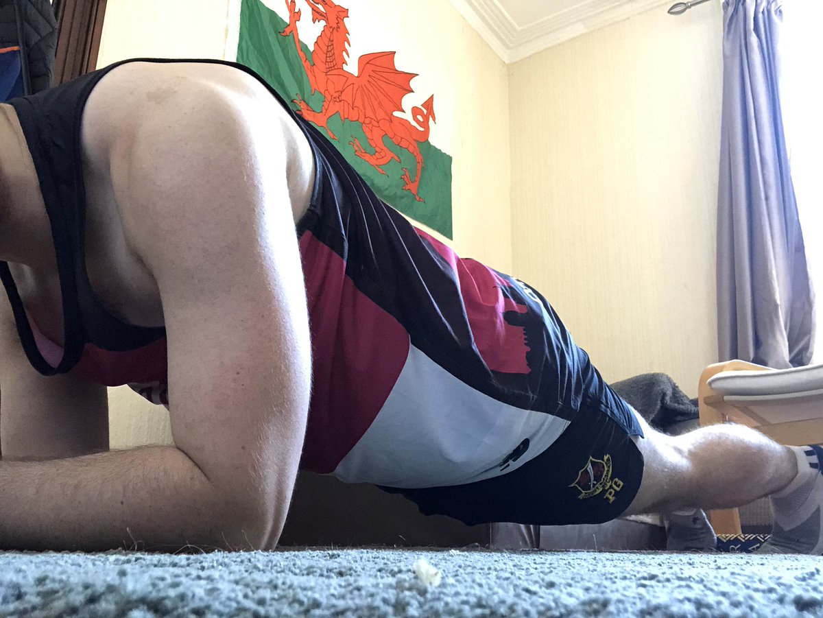 HALF WAY  Activity 13: I’d be approximately 2/3rds of the way around the  @LondonMarathon course in my star costume right now. That’s where you usually have a pinch- so I did my 260 seconds worth of PLANKING.  #TwoPointSixChallenge