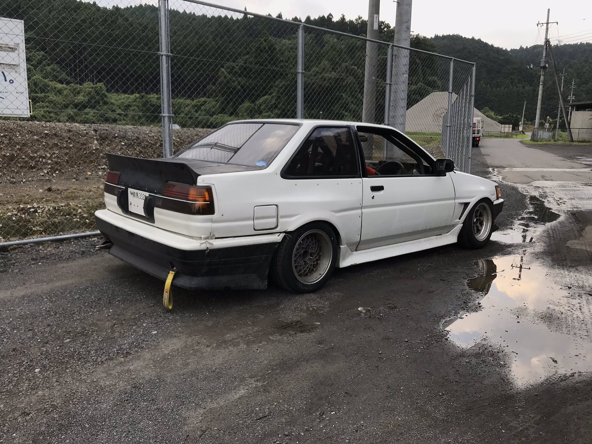 AE86 レビン⁄トレノ2ドア 未使用AE86 AE85 レビン トレノ 2ドアクーペ用ODK