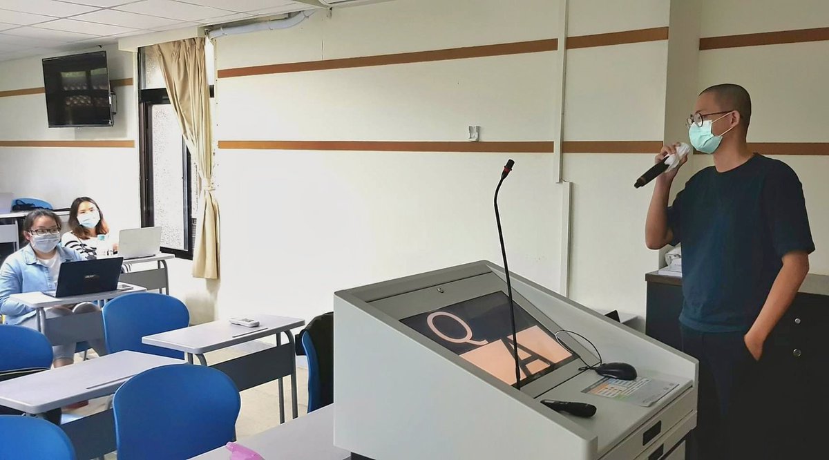 TeaTesterEK's tweet photo. Sharing about what TeaTalk Academy is doing at NTU
.
https://t.co/jpgNxemZoF
.
#dailyforteateser #oolong #oolongtea #tea #teatalk #teatime #teatesting #tealove #teatalkacademy #teaparty #teatasting #teadrinker #teablogger #teaoftheday #teaculture #taiwan #taiwantea #taiwanfood https://t.co/Ao7wMLo4tN