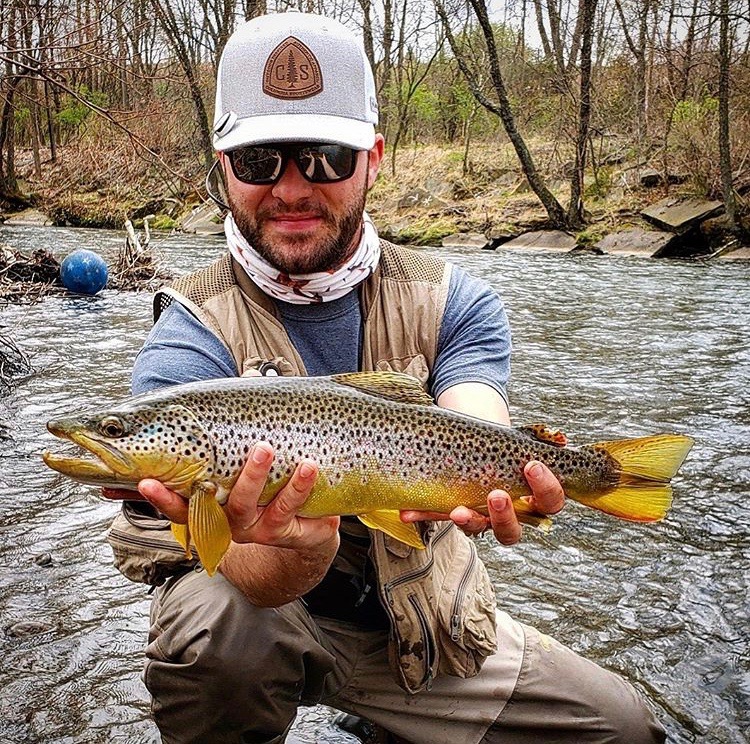 We hope you hit the water this weekend... (If your State allows it!)

Matt Huggler spent his quarantine chasing some beautiful Pennsylvania trout to mark with his Bullseye! 🎯

Get a Bullseye for only $29.99 > anglr.com/bullseye

#fishing #troutfishing #browntrout