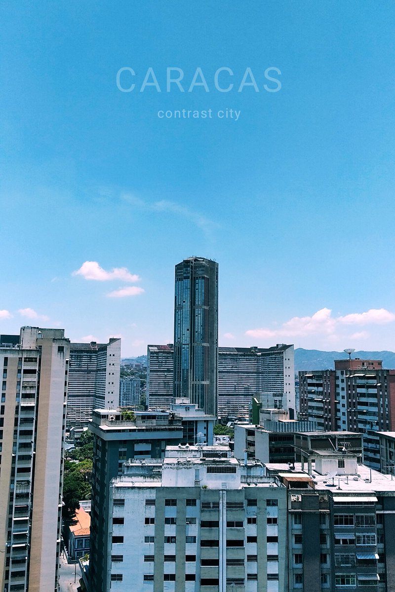 iam_elcarlus's tweet photo. Ciudad de Contrastes, Caracas 📍#Caracas #Ccs #City https://t.co/HgoObqMIP6